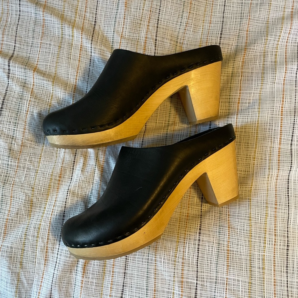 Bryr Black Leather Mule Clogs with Natural Wood Heel - Picture 10 of 10